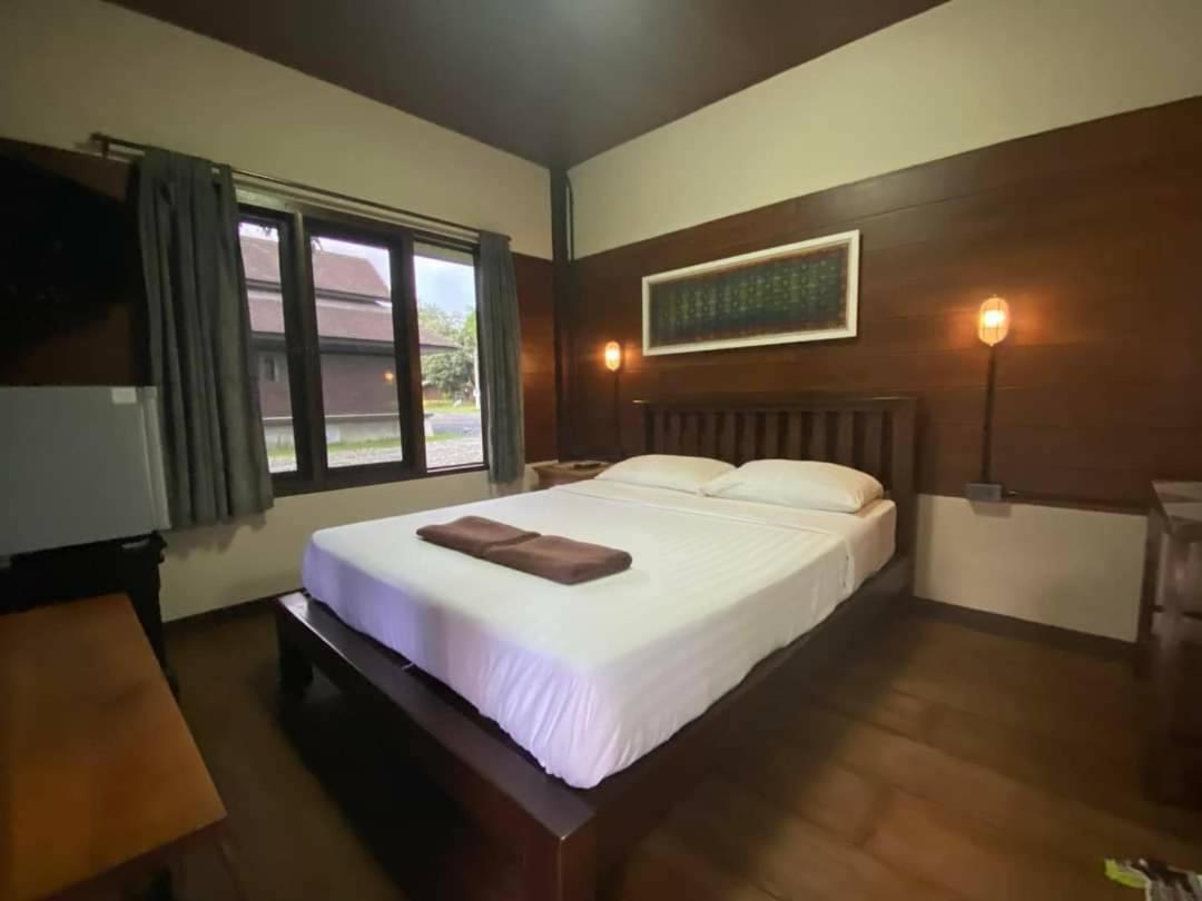 Phutawan Pundao Hotel Mae Taeng Exterior photo