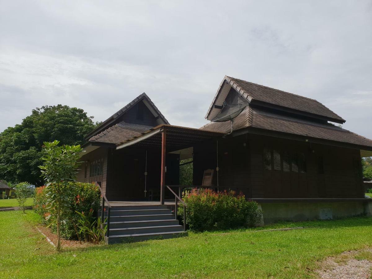 Phutawan Pundao Hotel Mae Taeng Exterior photo